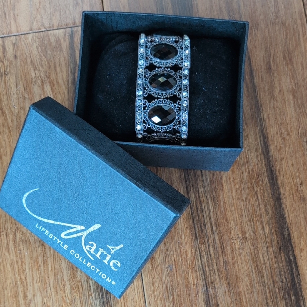 NIB Marie Silver and Black Bracelet